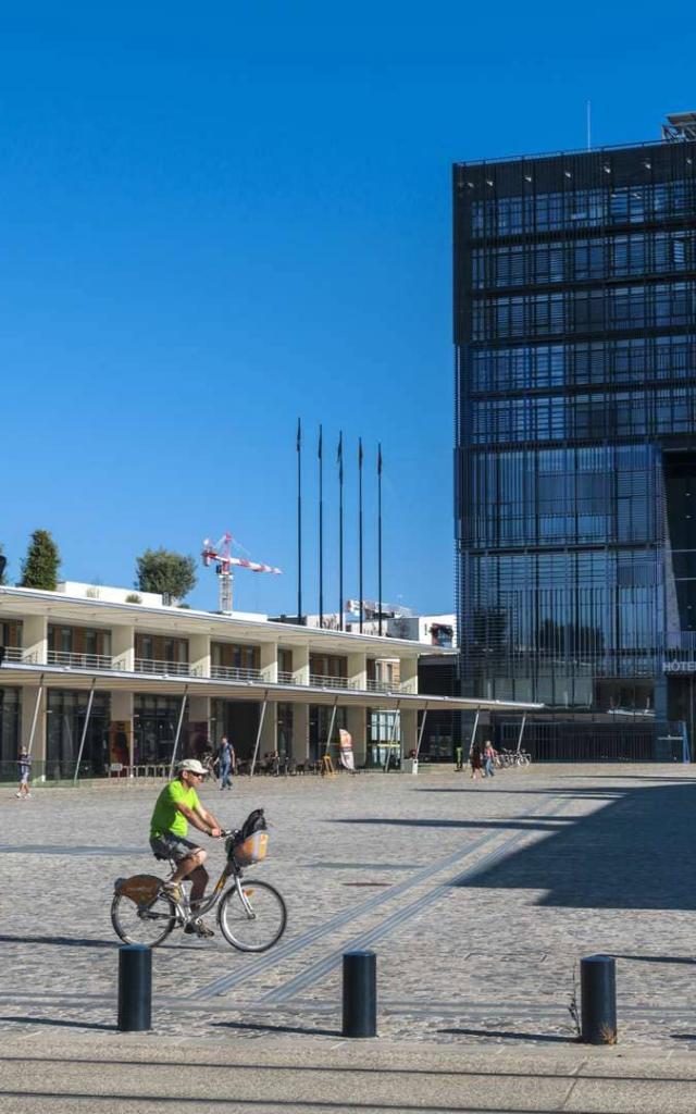 Velo Devant Hotel De Ville Velomagg Free Format