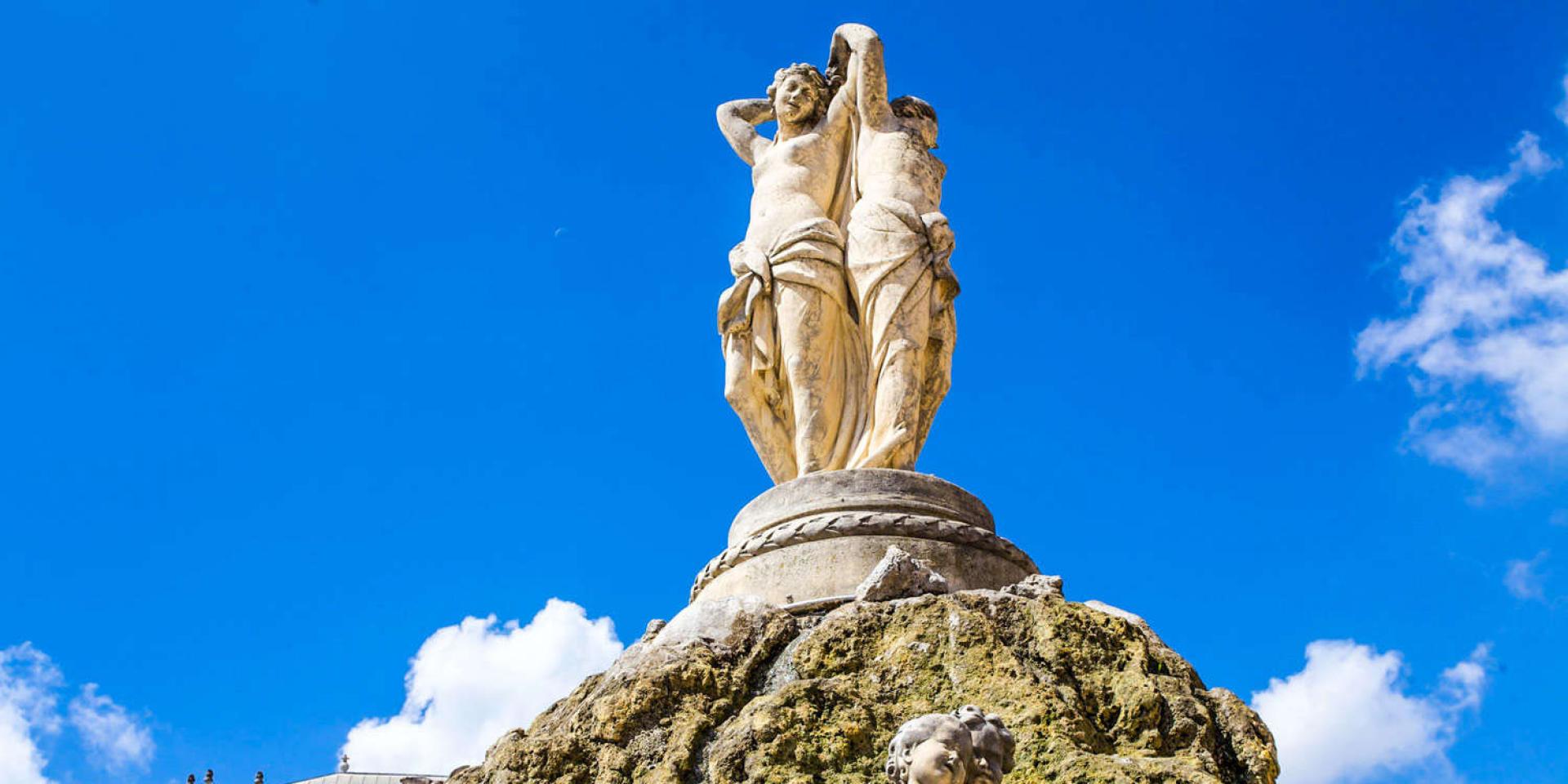 StatueDes3Graces_Montpellier_Comedie