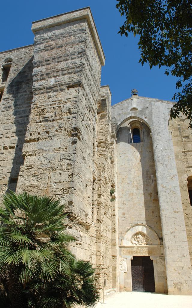 Cathedrale De Maguelone