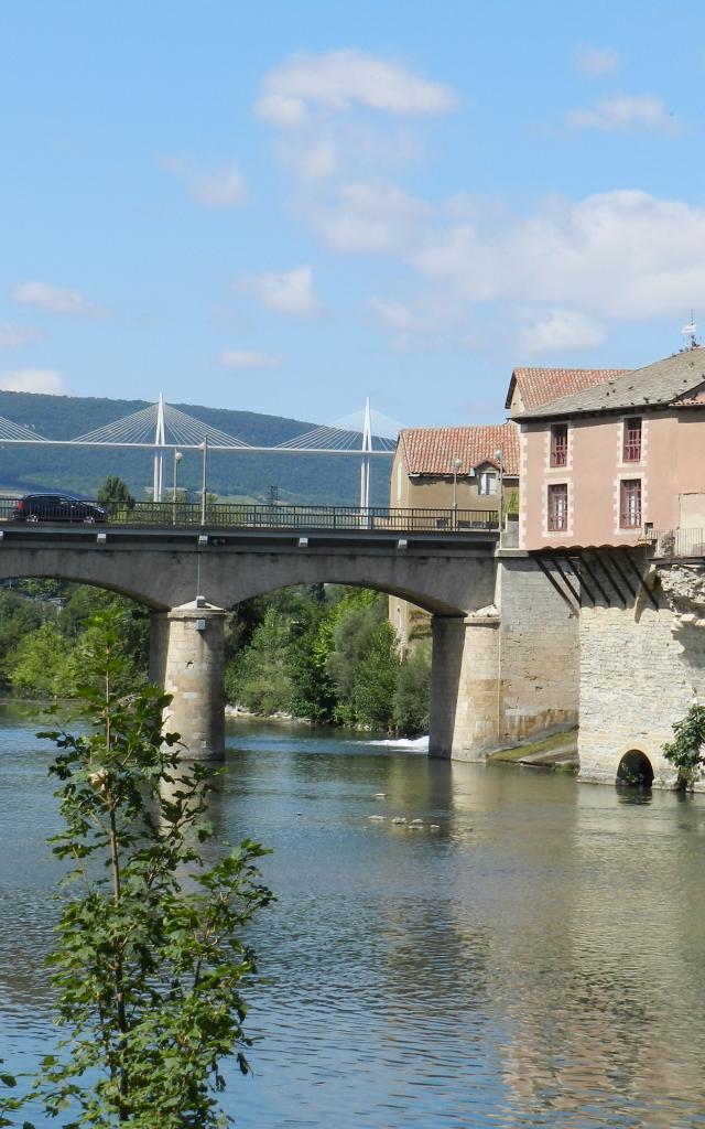 Millau Pont Lerouge Vieux Moulin Viaduc