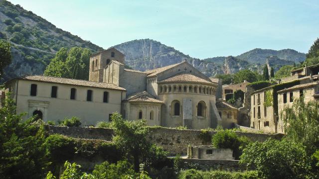 Saint Guilhem Le Desert Abbaye De Gellone