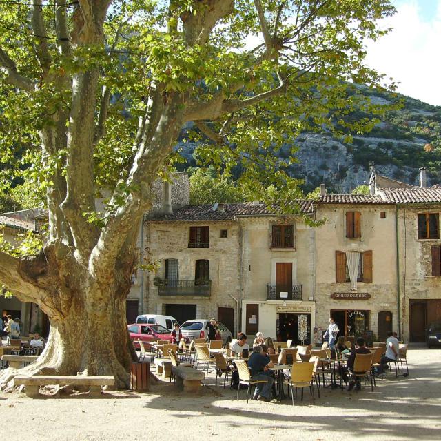 Saint Guilhem Le Desert Place