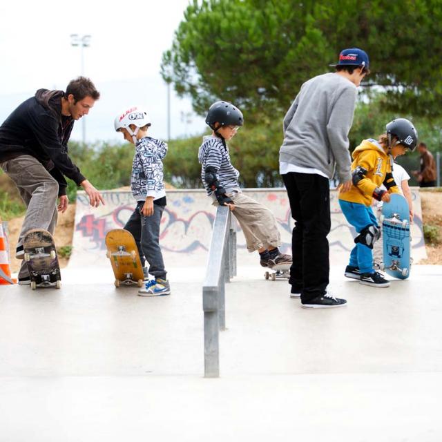 Skate-Park-de-Grammont-jeunes.jpg