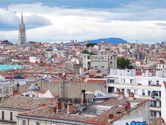 Montpellier Toits gris nuage