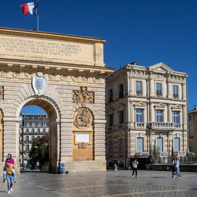 Arc_de_triomphe_amis